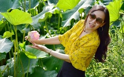 在办公室你轻点啊视频